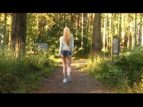 ❤️ Красива жена, която се движи бавно, а не голо видео Супер порно в bg.assistdoctor23.ru ☑